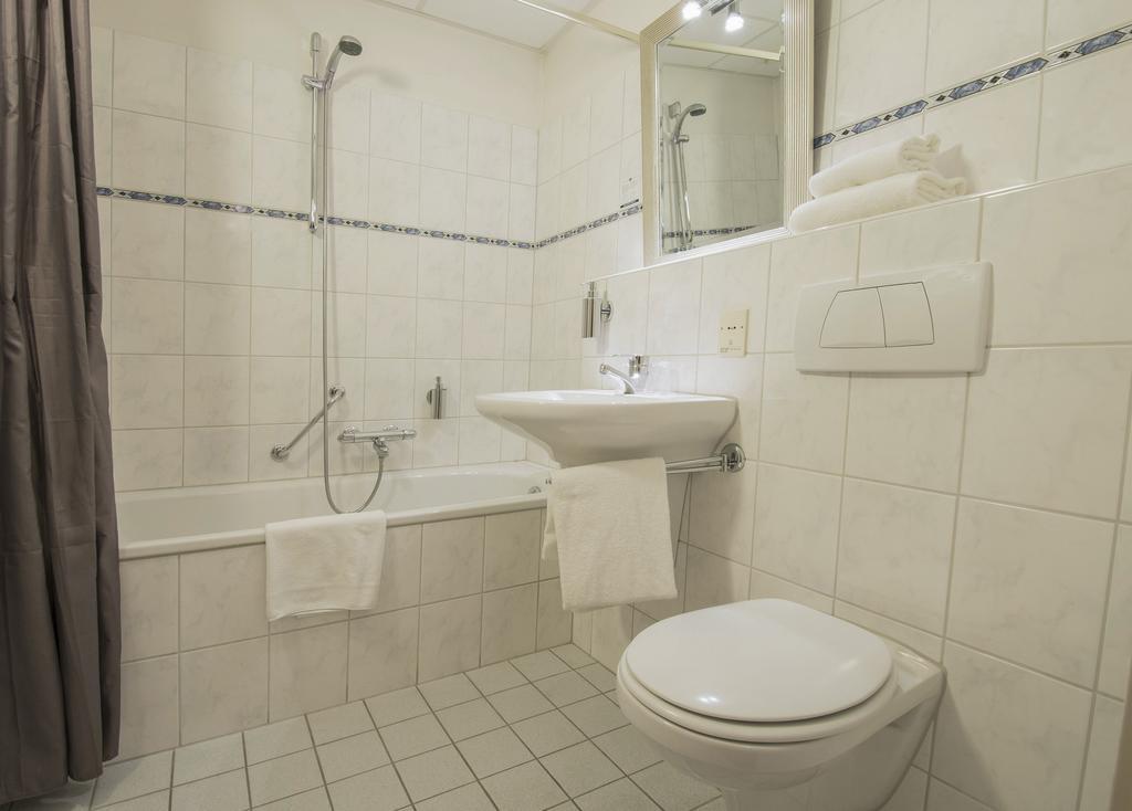 Fletcher Hotel Apeldoorn Zimmer foto
